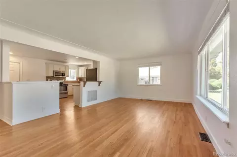 5166 E 35th Ave, Denver, CO 80207 photo 9