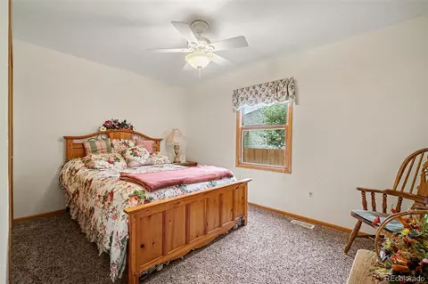 Bedroom - 110 Sioux Dr, Berthoud, CO 80513 photo 4 of 4