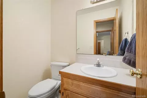 Bath - 110 Sioux Dr, Berthoud, CO 80513 photo 1 of 5