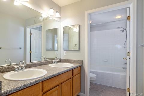 8094 E Harvard Cir, Denver, CO 80231 photo 24