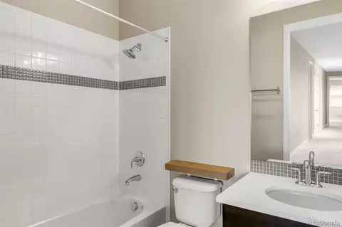 Bath - 8792 E 53rd Ave, Denver, CO 80238 photo 7 of 9
