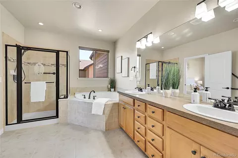 Bath - 8109 Skyview St, Greeley, CO 80634 photo 2 of 4