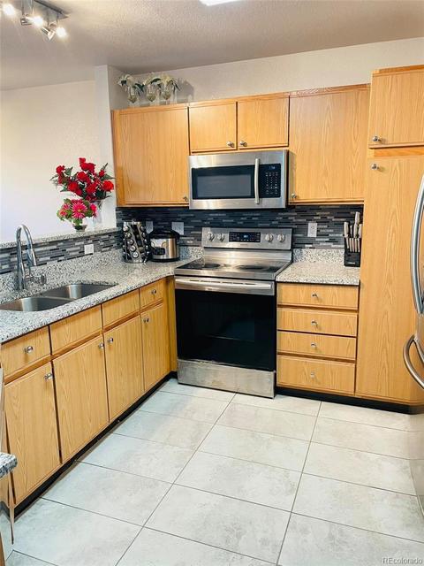 2195 E 103rd Pl, Thornton, CO 80229 photo 4