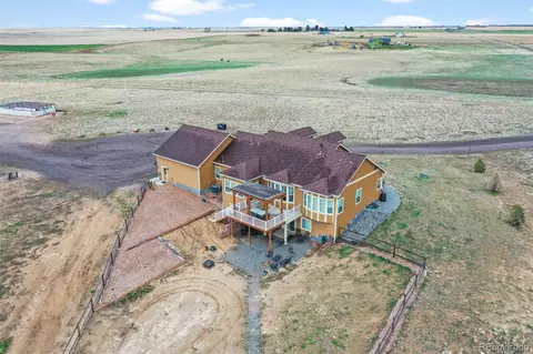 50112 E Maplewood Pl, Bennett, CO 80102 photo 7