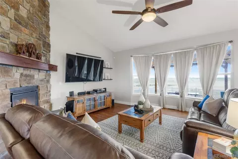50112 E Maplewood Pl, Bennett, CO 80102 photo 11