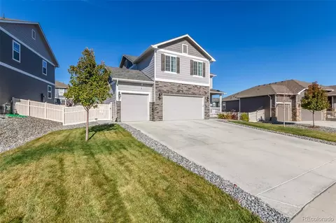 5339 Cedar St, Longmont, CO 80504 photo 2