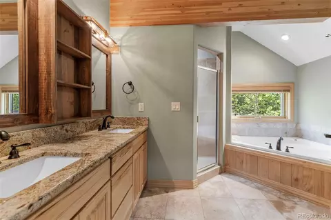 Bath - 1837 Stellar Dr, Silverthorne, CO 80498 photo 2 of 4