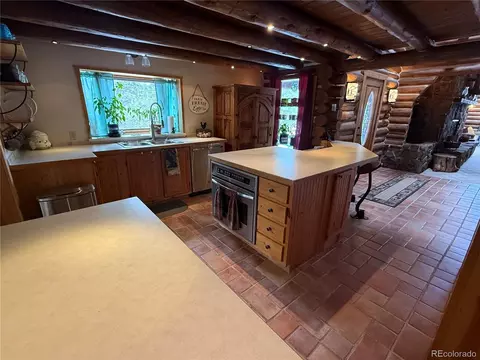 Kitchen - 1715 Spring Gulch Dr, Lyons, CO 80540 photo 2 of 4