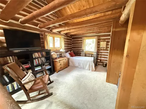 Bedroom - 1715 Spring Gulch Dr, Lyons, CO 80540 photo 5 of 9