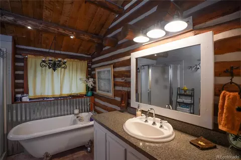 Bath - 1715 Spring Gulch Dr, Lyons, CO 80540 photo 1 of 3
