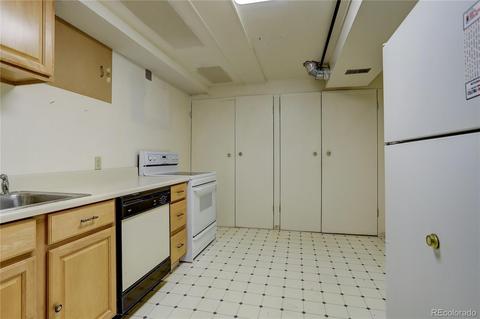 8367 E Lehigh Dr, Denver, CO 80237 photo 34