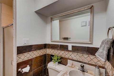 6991 Avrum Dr, Denver, CO 80221 photo 28
