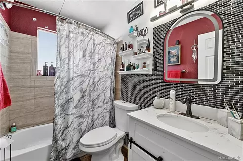 Bath - 780 E 85th Ave, Denver, CO 80229 photo 1 of 2