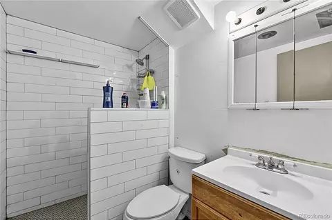 Bath - 780 E 85th Ave, Denver, CO 80229 photo 2 of 2