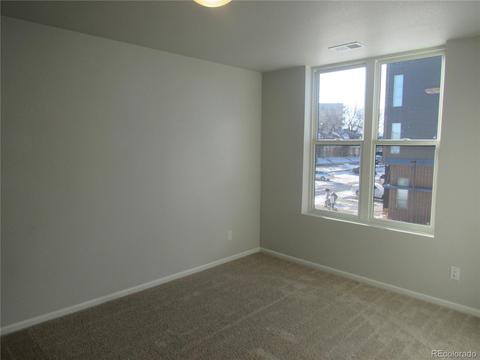6836 E Archer Dr, Denver, CO 80224 photo 8