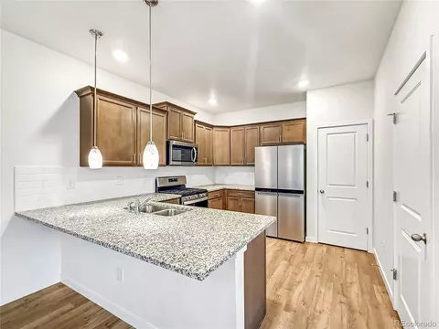 Kitchen - 21885 E 9th Pl, Aurora, CO 80018 photo 1 of 5