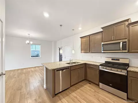 Kitchen - 21885 E 9th Pl, Aurora, CO 80018 photo 4 of 5