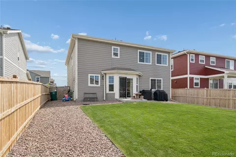 Exterior - 28401 E 7th Pl, Watkins, CO 80137 photo 5 of 8