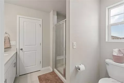 Bath - 28401 E 7th Pl, Watkins, CO 80137 photo 2 of 5