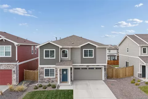 Exterior - 28401 E 7th Pl, Watkins, CO 80137 photo 7 of 8