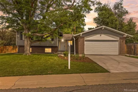 7128 S Spruce St, Centennial, CO 80112