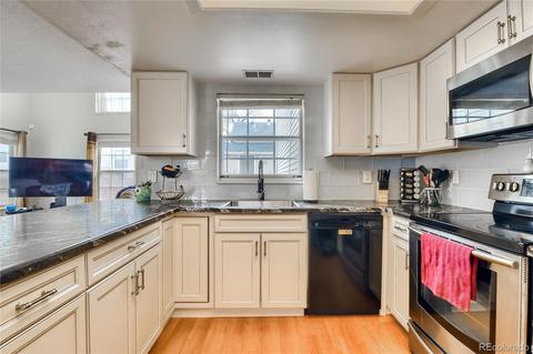 12533 E Pacific Cir #A, Aurora, CO 80014 photo 8
