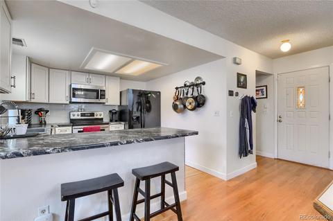 12533 E Pacific Cir #A, Aurora, CO 80014 photo 3