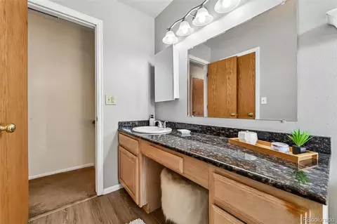 Bath - 15979 E 18th Pl, Aurora, CO 80011 photo 3 of 3