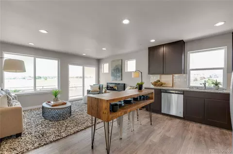 46534 Avery Ln, Bennett, CO 80102 photo 4