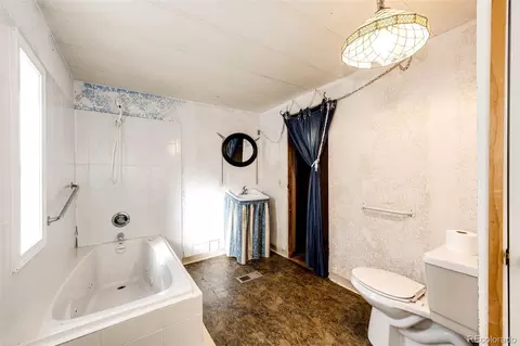 Bath - 38560 1st St, Agate, CO 80101 photo 3 of 3