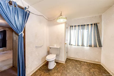 Bath - 38560 1st St, Agate, CO 80101 photo 2 of 3