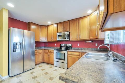 7395 Hickory Cir, Longmont, CO 80504 photo 6