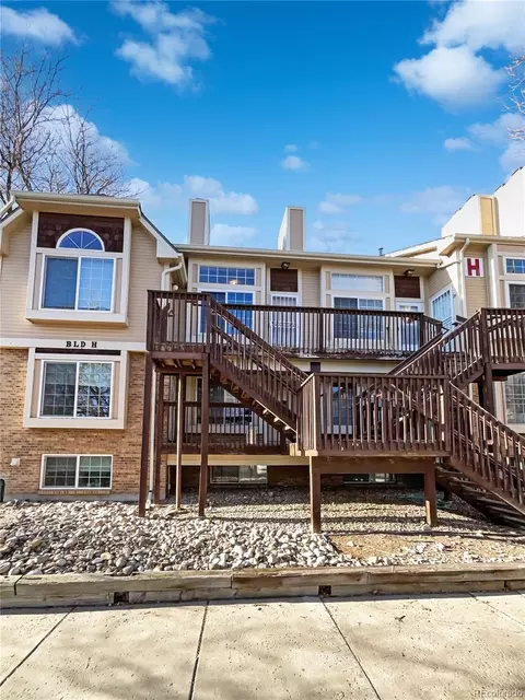 1885 S Quebec Way #H27, Denver, CO 80231