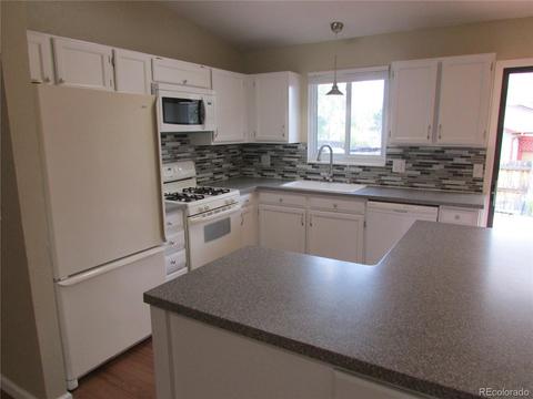 17126 E Kent Dr, Aurora, CO 80013 photo 4