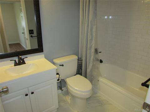 17126 E Kent Dr, Aurora, CO 80013 photo 10