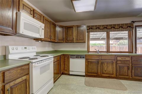 12983 E 47th Ave, Denver, CO 80239 photo 9