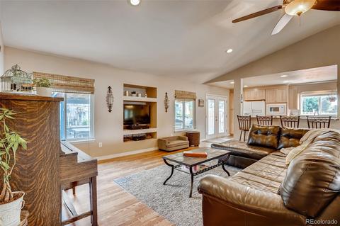 16622 E Kenyon Dr, Aurora, CO 80013 photo 9