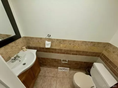 9019 E Oxford Dr, Denver, CO 80237 photo 10