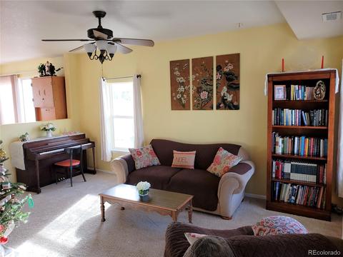 19904 E 49th Pl, Denver, CO 80249 photo 2
