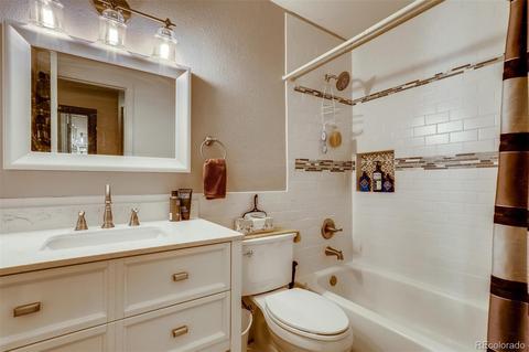 4917 Eugene Ct, Denver, CO 80239 photo 18