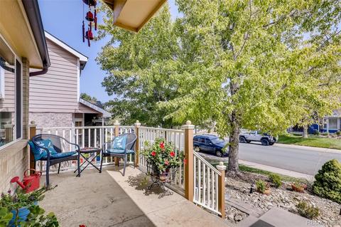 4917 Eugene Ct, Denver, CO 80239 photo 3