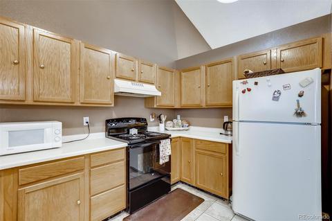 4917 Eugene Ct, Denver, CO 80239 photo 10