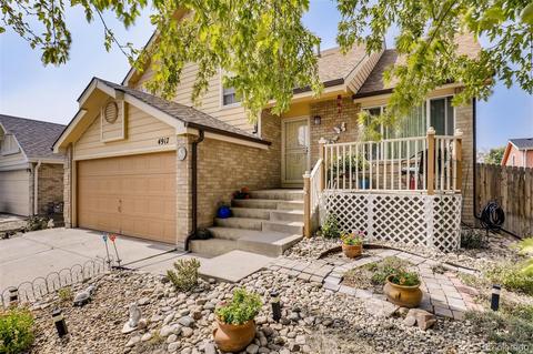 4917 Eugene Ct, Denver, CO 80239 photo 2