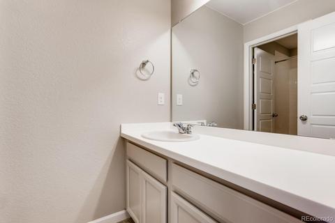 27912 E 7th Pl, Aurora, CO 80018 photo 23