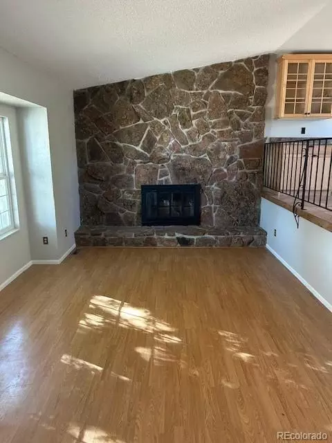 Living - 17529 E Crestridge Ave, Centennial, CO 80015 photo 2 of 2