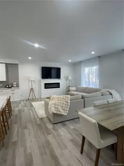 9642 E Idaho Pl, Denver, CO 80247 photo 9