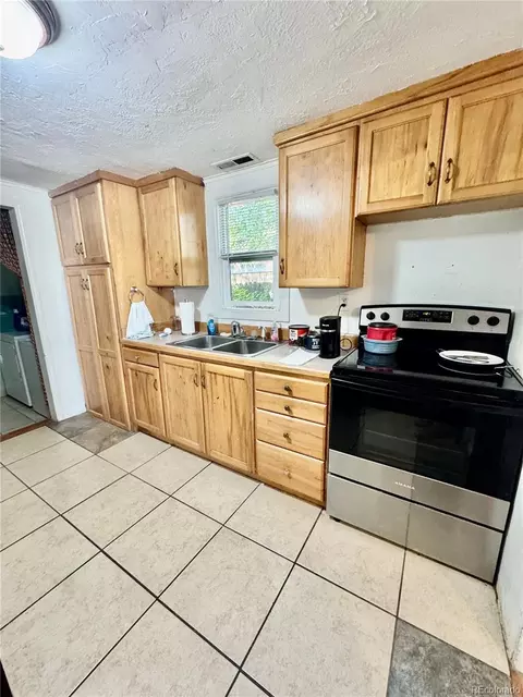 431 School St, Rangely, CO 81648 photo 3