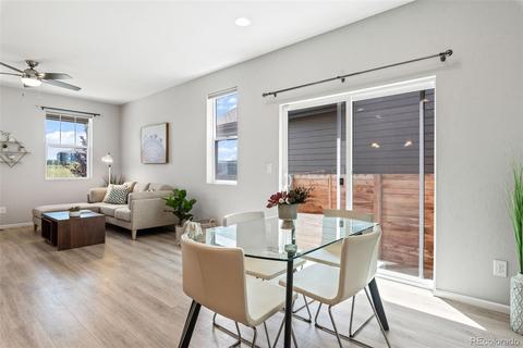 15957 Elk Pl, Denver, CO 80239 photo 12