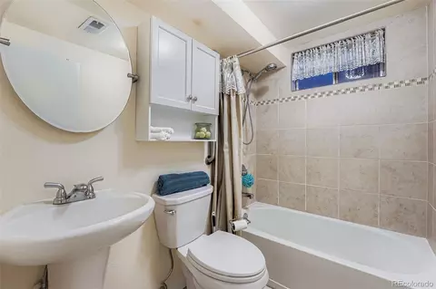 Bath - 15747 E Union Ave, Aurora, CO 80015 photo 2 of 2