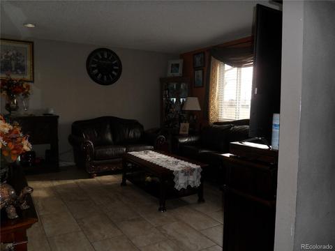 5502 Sable St, Denver, CO 80239 photo 5